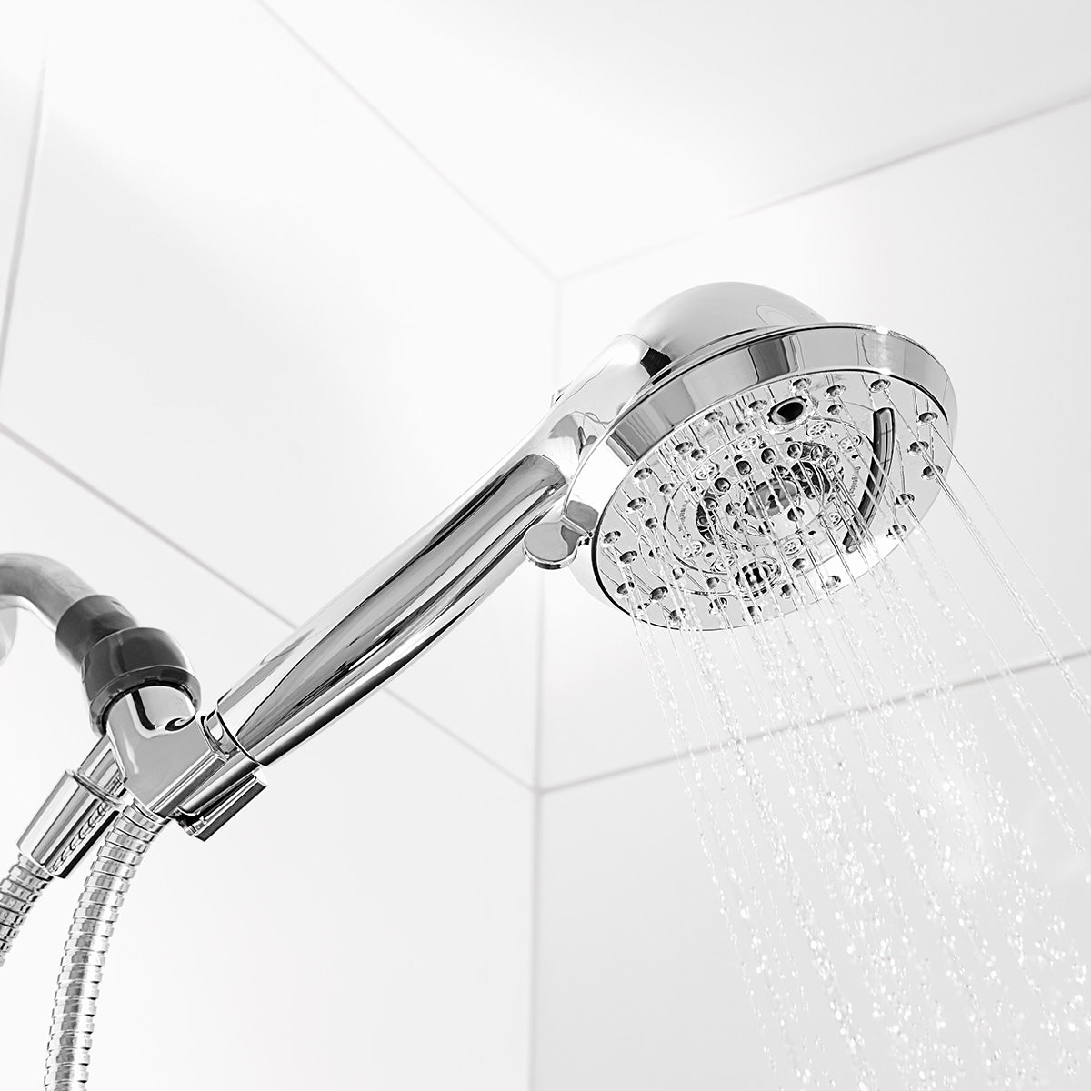 208166-z1.jpg Power Washing Showerhead - Image 1